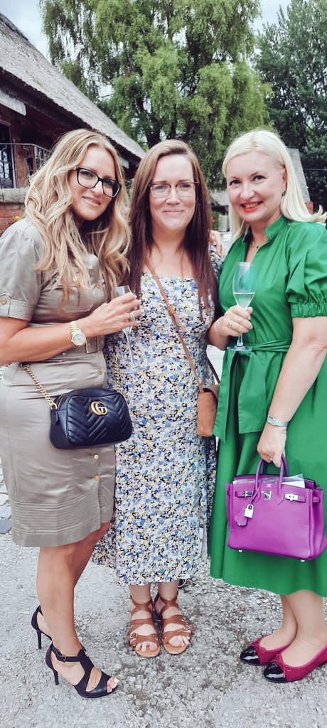 What a week already and it's only Monday night! Absolutely loved working with these two.⭐⭐⭐⭐⭐ <a href="/MericoMarisa/">Marisa Merico</a> you and Natasha have just been amazing. ⭐⭐⭐⭐⭐ #wefightfraud #crooks