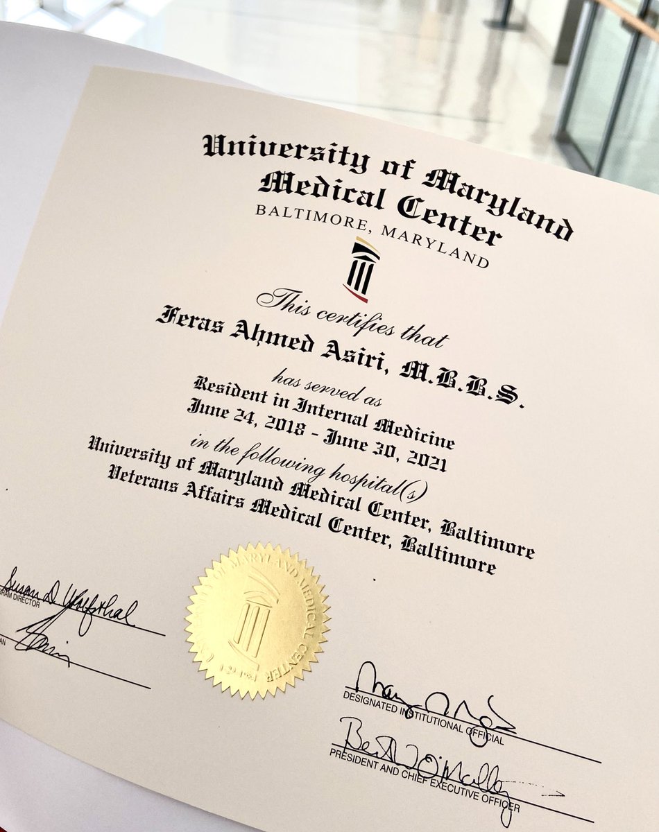 بعد مشوار ثلاث سنوات، أكملت برنامج الإقامة في طب الباطنة من مستشفى جامعة ميريلاند. الحمد لله!
#Graduation
#MedicineResidency