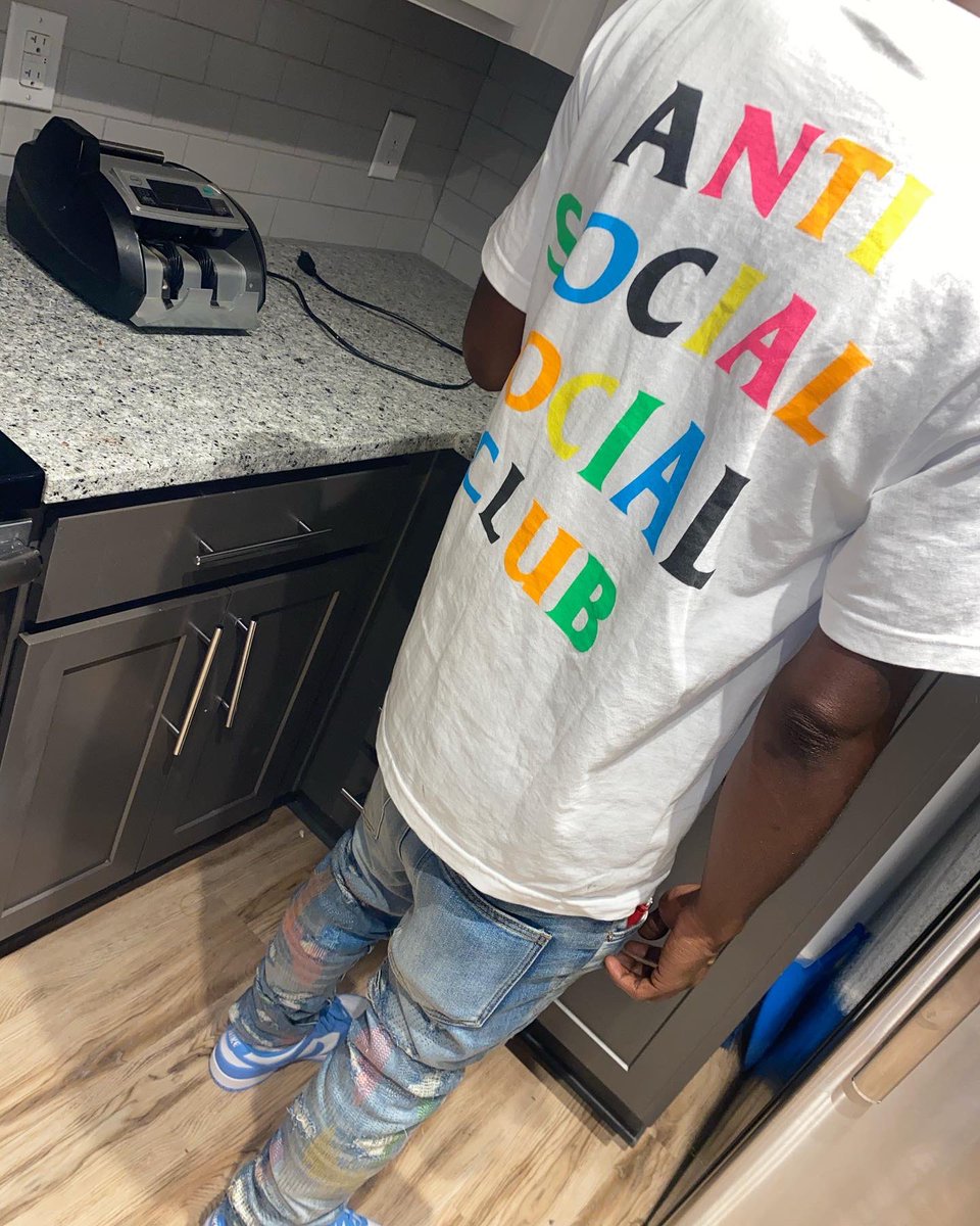 SpookyRaw's tweet image. Been alil playa, knew I was gone be the ☝🏾, was buyin all the pretty girls lunch, mama been knew I was gone be a problem, 5th grade got kicked out for hunchin🚫🧢 #2Raw #CancerSeason #Outsideallmonth