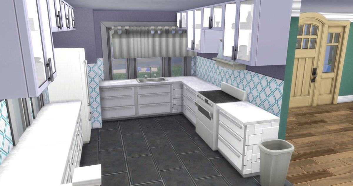 GravesBanisher's tweet photo. House I built on stream today! Yes its on the gallery. Use #ridgeway or #simsgraves !! https://t.co/bAO2KpQhx8