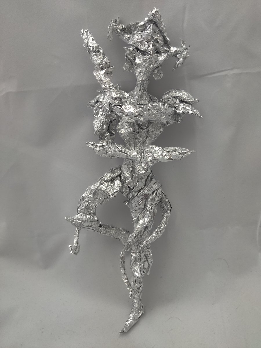 foil_guy's tweet photo. Mirage Prime from Warframe - Aluminum Foil Sculpture
#foil #sculpture #art #fanart #warframe #warframefanart #warframeart #warframecharacters #videogames #videogame #videogamefanart #mirage #mirageprime #warframemirageprime https://t.co/SmPEZvjvs6
