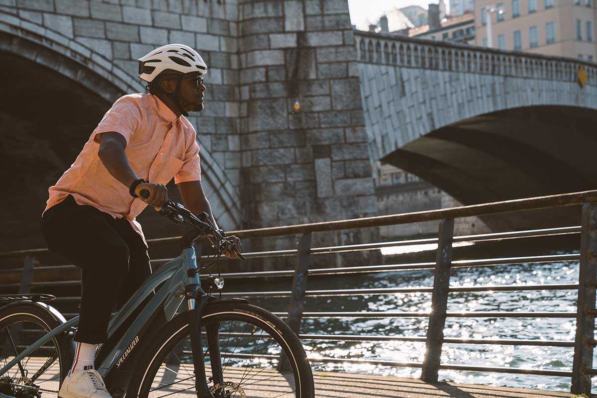 By 2023 there will be 300 million e-bikes in circulation, a 50% increase from 2019. Want to know what the hype is all about? Here's the 5 Top Reasons people choose to get an e-bike: rosevillecyclery.com/the-top-5-reas…
#ebikes #cyclery