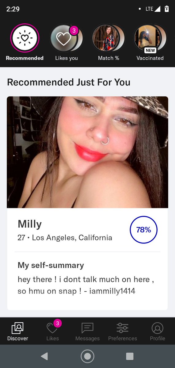 IndyMan0's tweet photo. Fuck it I don't care. This asshole wasted my time and deserves to be called out. If you are in LA and see this profile, ignore them. Her profile makes you think she's legit but once you hit her up on snap, she gonna try to get you to pay for "fun." Fuck her for wasting my time. https://t.co/qjf4AlZrDt