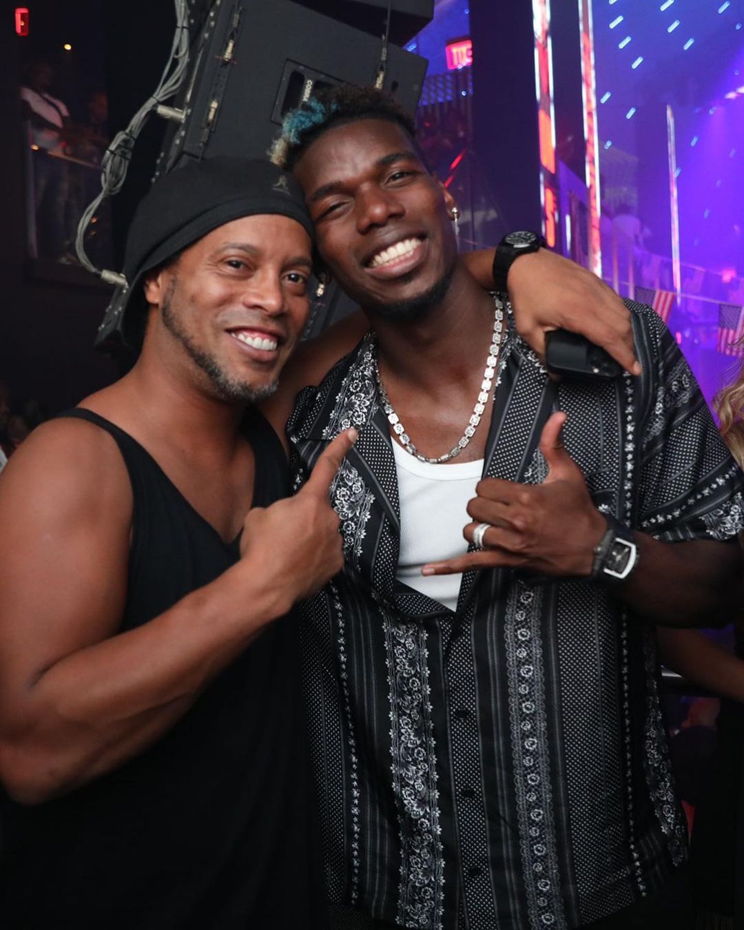 E5kqcJkWQAIRhss?format=jpg&name=large