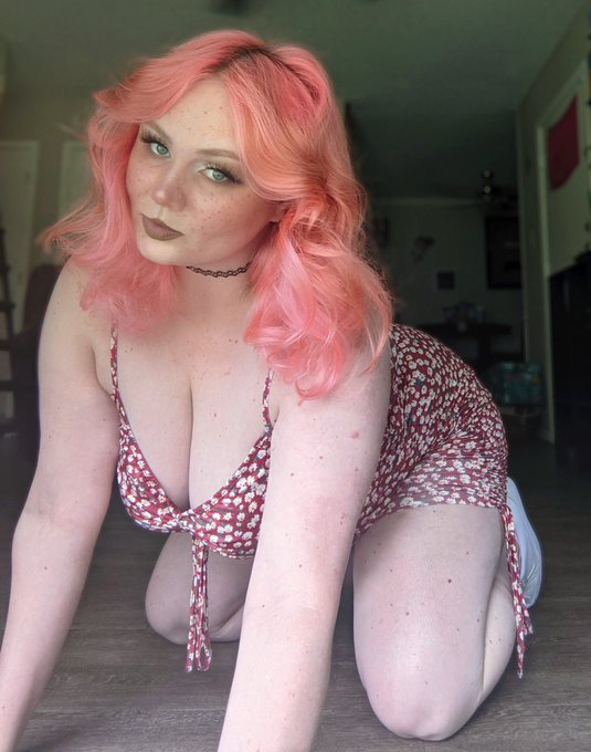 #plussizewomen https://t.co/oqejY0tPIr<a href="/tag/plussizewomen"class="tags">#plussizewomen</a>