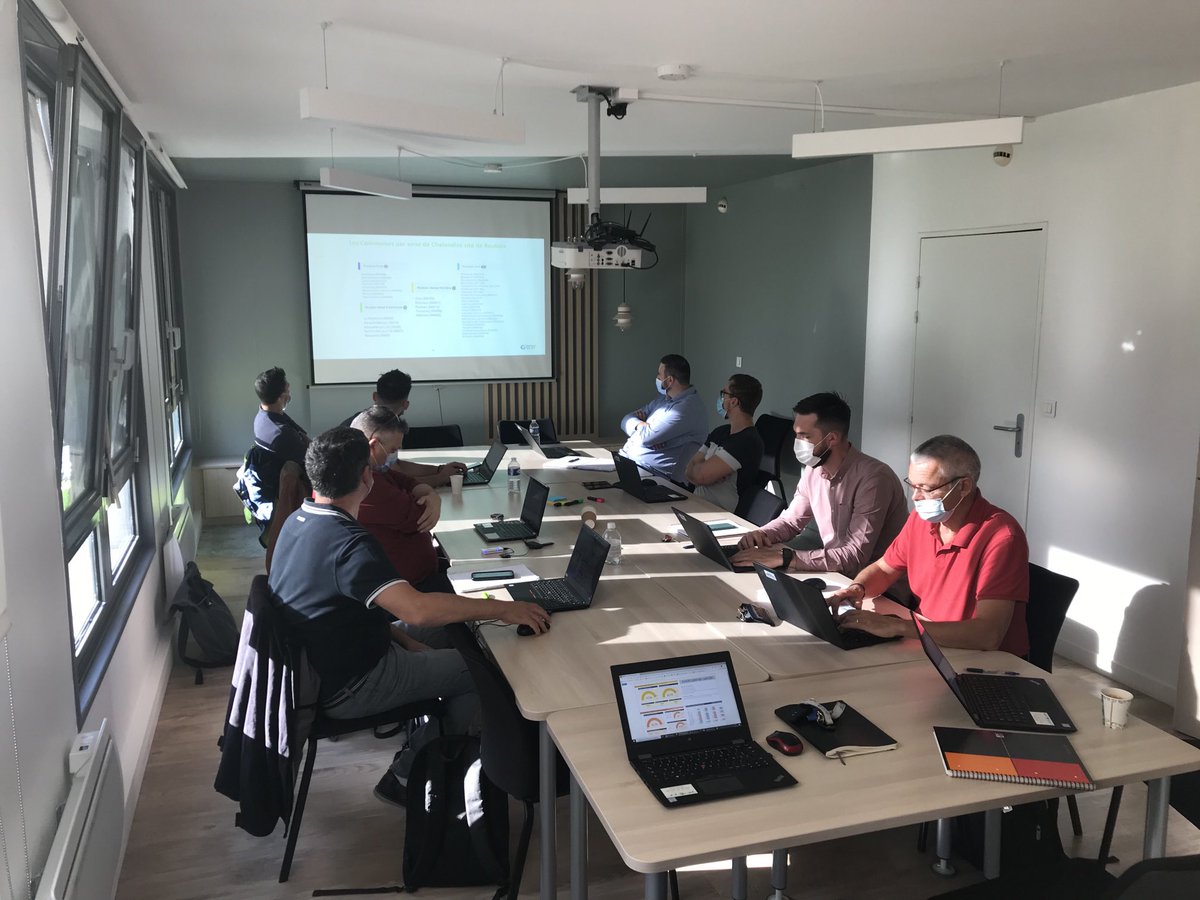 On travaille sur nos zones d’interventions sur notre agence de Lille : objectif = satisfaire nos clients 🏘🏢+ limiter les km et impact CO2🚙 #GRDF #verslavenir