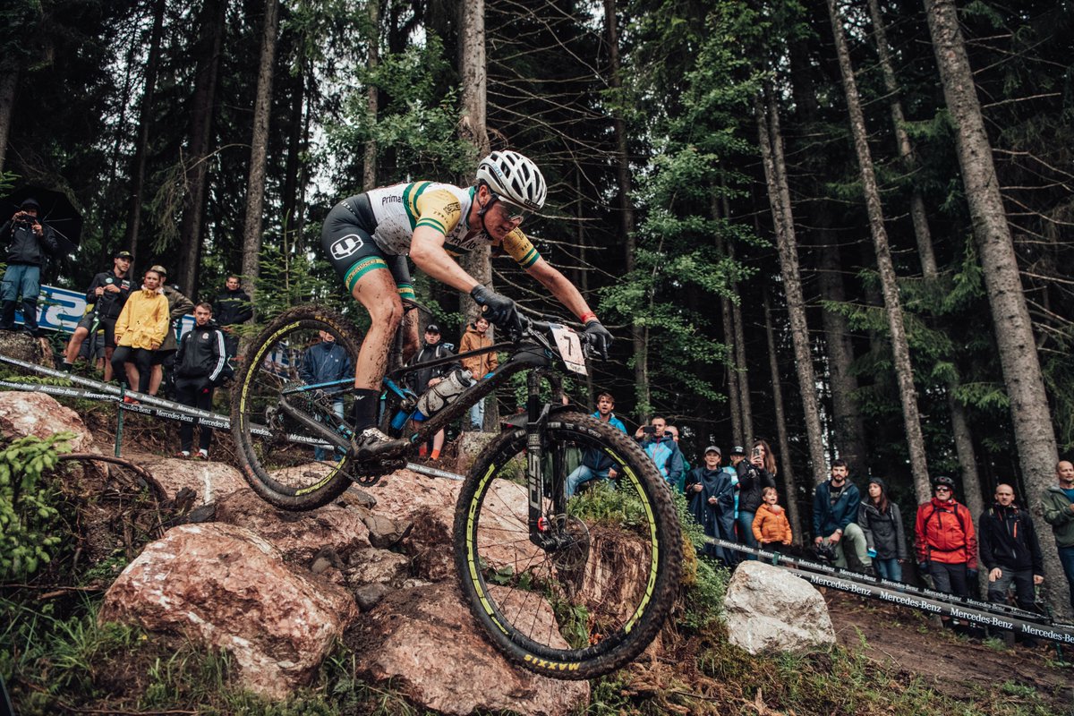 Les Gets World Cup Report with the <a href="/bec_mcconnell/">Bec McConnell</a> Podium!!
@PMXRacingTeam @MSMondrakerTeam #mondrakerdna #racingdna

mondraker.com/es/en/mondrake…