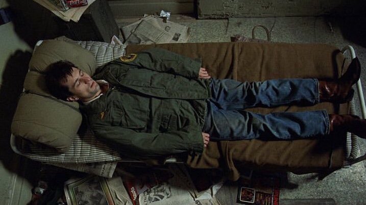 Erkenmiş biraz daha uyuyalım