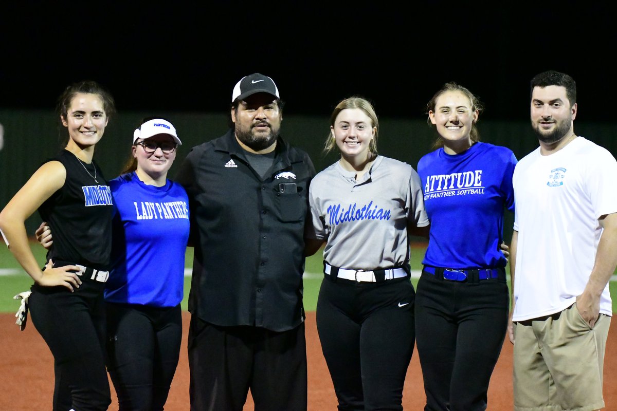 Travis5mith's tweet photo. ICYMI: Wednesday evening might’ve marked the first time in modern history that Ennis and Waxahachie fans simultaneously cheered as a runner crossed home plate.
Think it's safe to say the first-ever #AllEllisCounty All-Star game was a success!
RECAP: https://t.co/EJtT0233Up https://t.co/MN9FyDg3fv