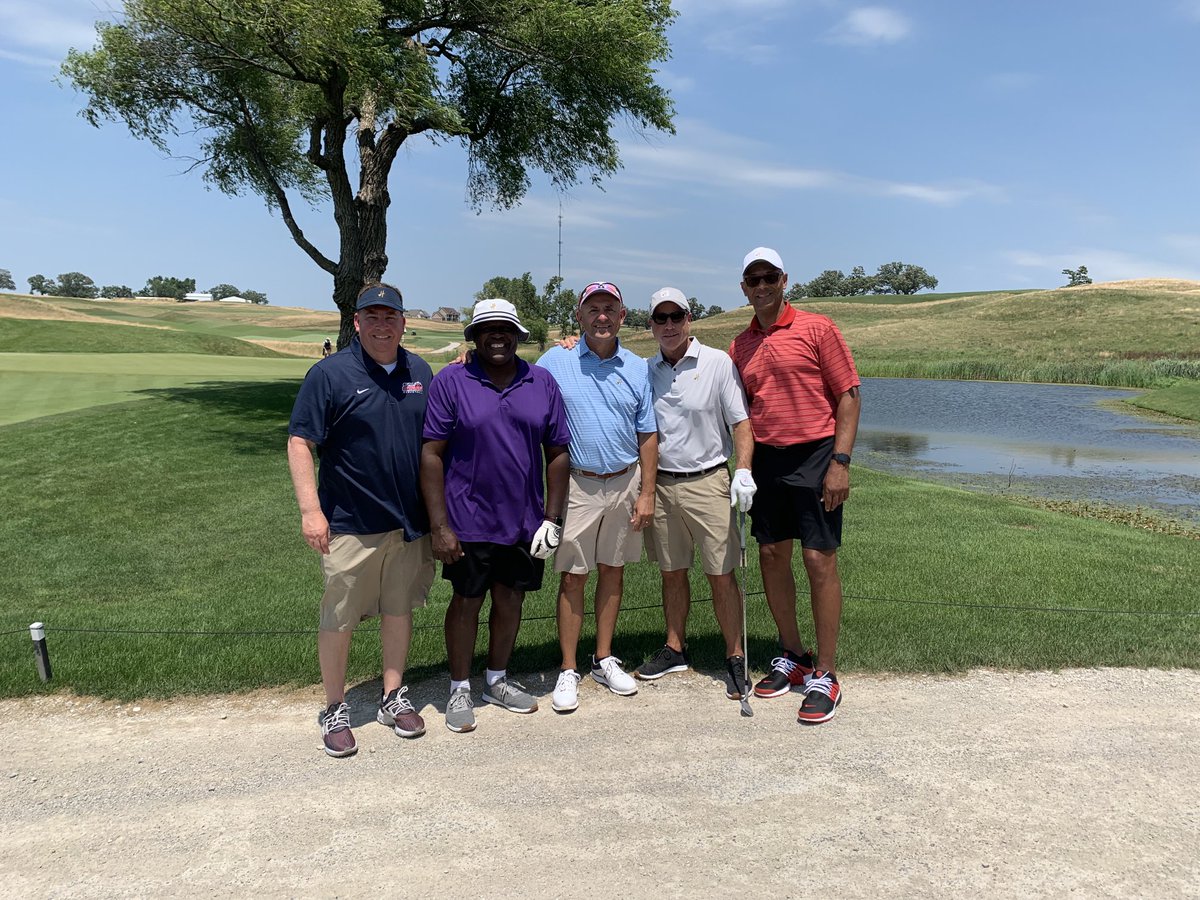 Now these guys were the real “Stars” at The Harvester today.  Get it, the “California Stars” coaching staff!!!!  #greatstaff #greatclub