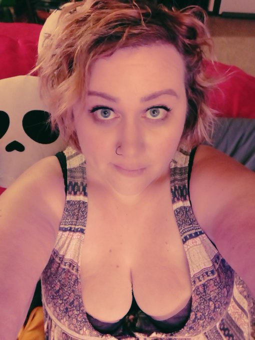 Letting the girls hang out a Lil...  #thickthighssavelives #curvywoman #thickwhitegirl #bbwlove #plussizemodel<a href="/tag/thickthighssavelives"class="tags">#thickthighssavelives</a><a href="/tag/curvy"class="tags"><span>#curvy</span></a><a href="/tag/plussizemodel"class="tags"><span>#plussizemodel</span></a><a href="/tag/cleavage"class="tags"><span>#cleavage</span></a><a href="/tag/cleavagefordays"class="tags"><span>#cleavagefordays</span></a>