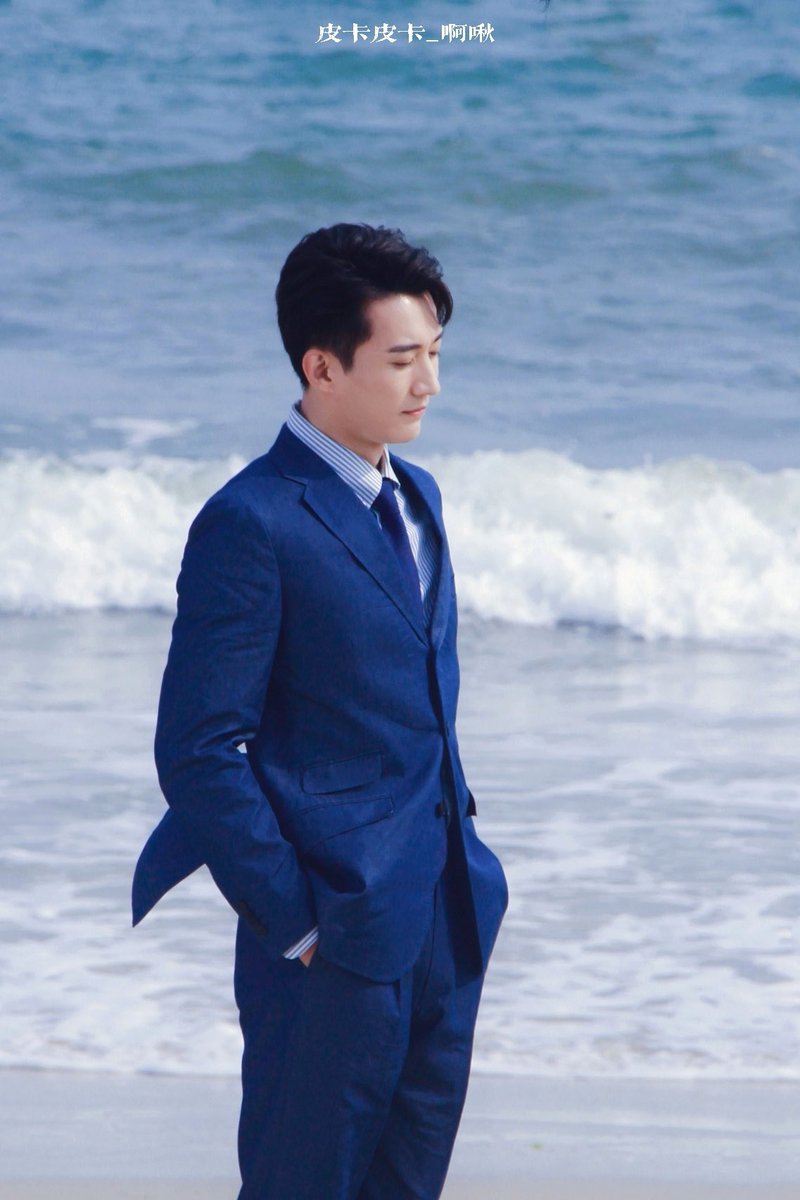 LiuXueyipics's tweet photo. 💙💙💙

#LiuXueyi #刘学义 https://t.co/ffI4KD1hlo