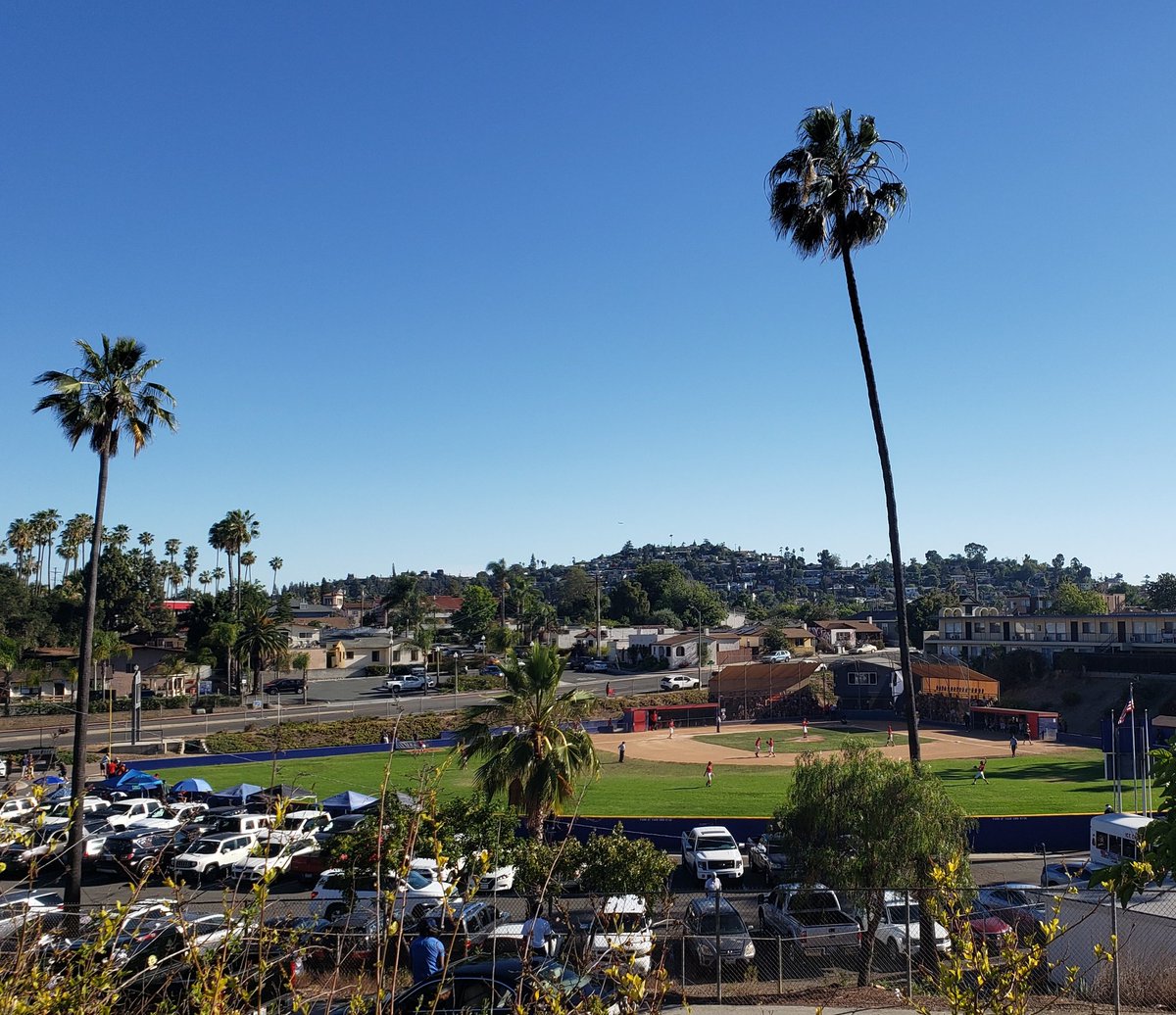 calwebguide's tweet image. Why is the La Mesa mayor &amp;amp; city council trying to ruin the historic character of 70 year old Kuhlken Field? Every kid in East County wants to play here &amp;amp; the local little league is opposed to it? #stopthefence @LaMesaCA @ColinParent @BillBaber @LMVMA @LaMesaChamber @LaMesaPatch