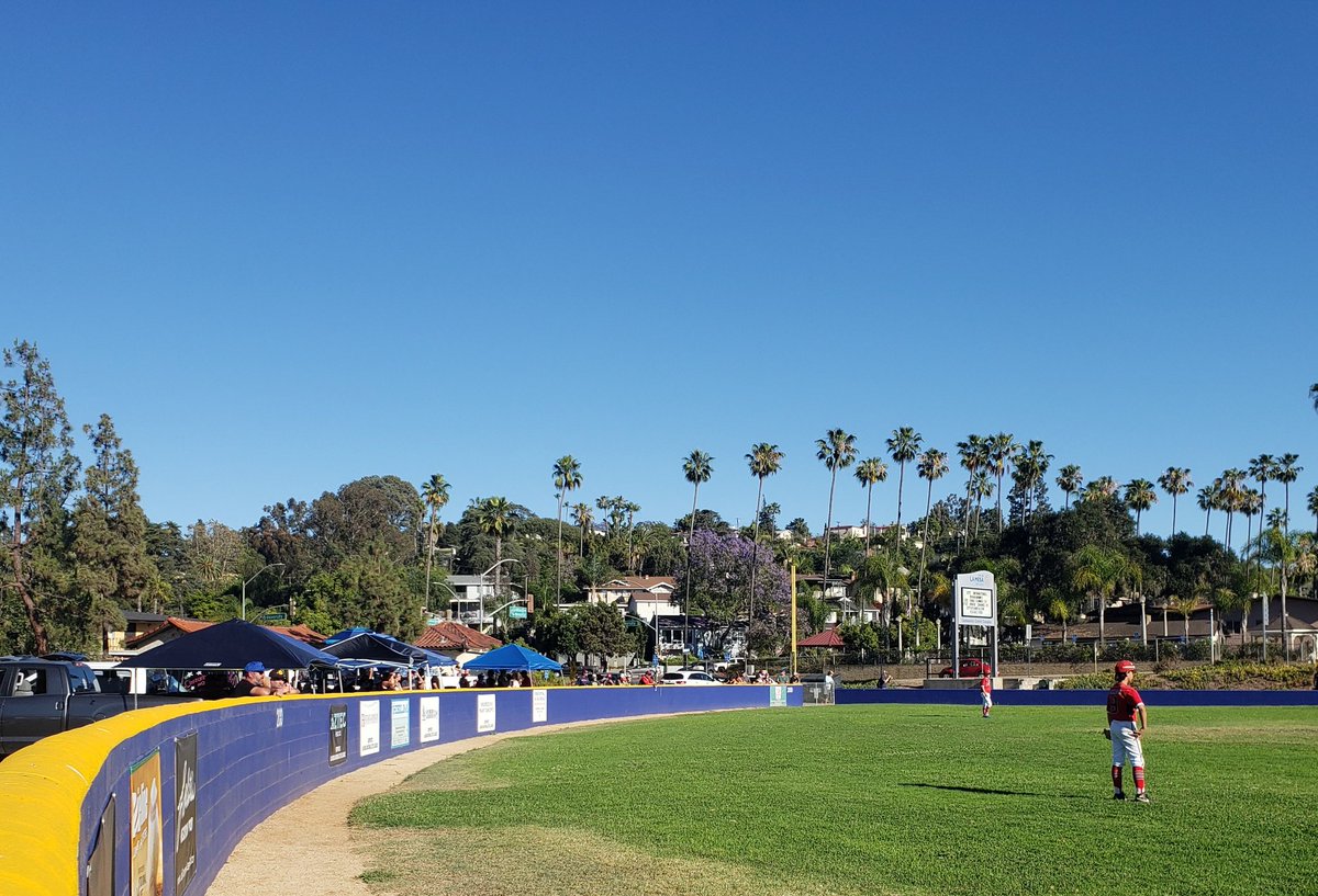 calwebguide's tweet image. Why is the La Mesa mayor &amp;amp; city council trying to ruin the historic character of 70 year old Kuhlken Field? Every kid in East County wants to play here &amp;amp; the local little league is opposed to it? #stopthefence @LaMesaCA @ColinParent @BillBaber @LMVMA @LaMesaChamber @LaMesaPatch