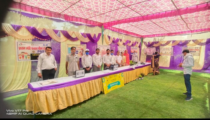 dmjagdeep's tweet image. जिला रेवाडी के गाँव कंवाली मे CSC कि तरफ से एक महा-आयोजन किया गया। जिसमे अनेको ग्रामवासियों ने सीएससी के द्वारा दी जाने वाली सभी सेवाओं  का लाभ लिया व CSC Services के एक एग्ज़िबिशन के द्वारा विभिन्न सेवाओं कि जानकारी प्राप्त कि..
#cscrewari 
#cscatyourdoorstep
#cscdigitalVillage