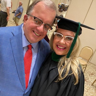 RealStephTanner's tweet photo. Graduation from #OMDschool! https://t.co/cNfIvIAZcu