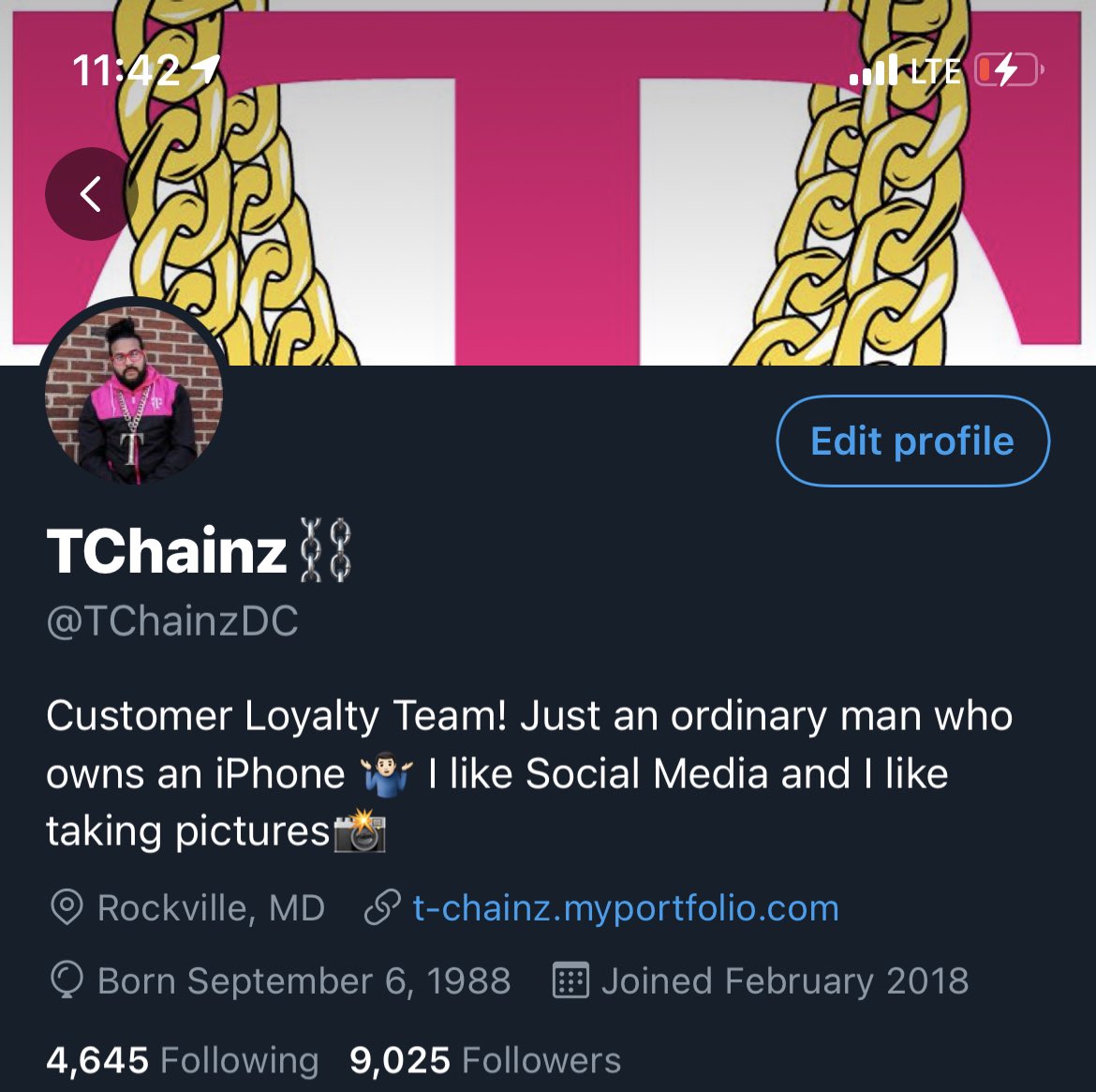 9000 followers. Time for a giveaway 😏😏😏