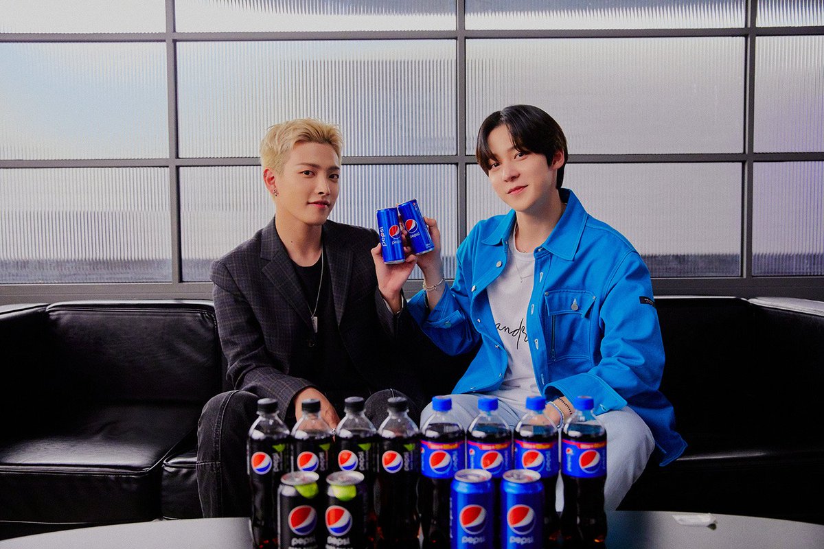 [#PEPSIxSTARSHIP]
2021 #PEPSI X #STARSHIP
K-POP 캠페인 녹음실 비하인드 공개
#스타쉽 #네이버포스트 에서 만나보세요🙌🏻

👉🏻 naver.me/IFjd4GPO

#비 #몬스타엑스 
#브레이브걸스 #에이티즈
#RAIN #MONSTAX
#BraveGirls #ATEEZ
#TASTE_OF_KOREA 
#SUMMER_TASTE 
#펩시 #광고