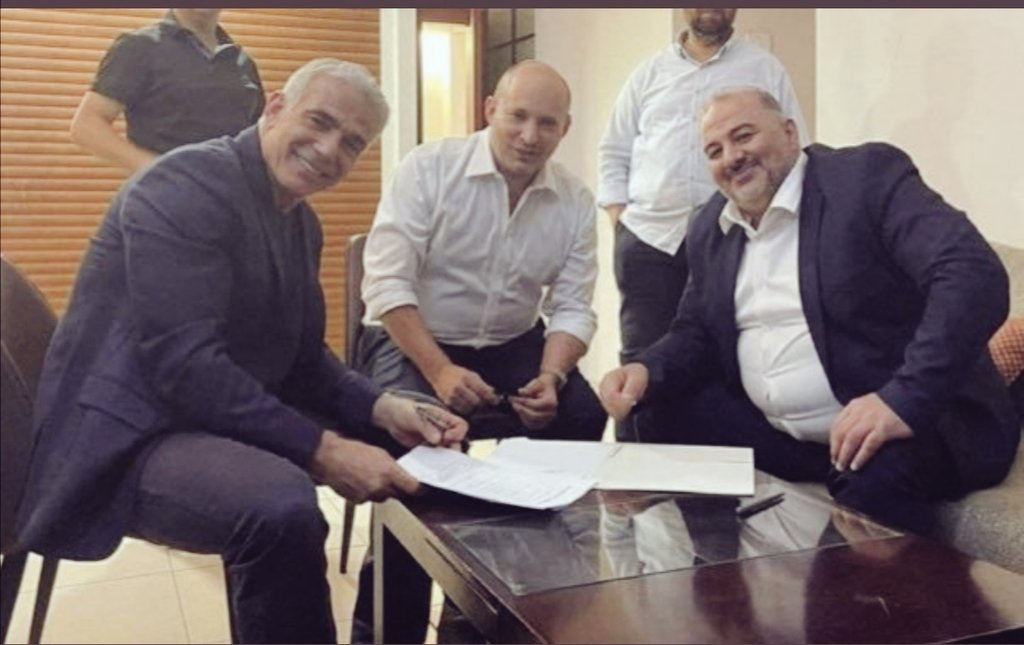 <a href="/bainhorn/">דורון ביינהורן</a> <a href="/AmichaiChikli/">עמיחי שיקלי - Amichai Chikli</a> תודה לכם. אין גבול לחוצפה.