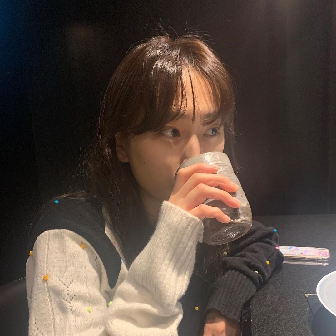 wangdhkf's tweet photo. 넌 항상 너 생각만 하지

                                      그렇다고하면 어쩔건데요

언니도 너 생각만 해ㅎㅎ https://t.co/ziXmvxYaLr