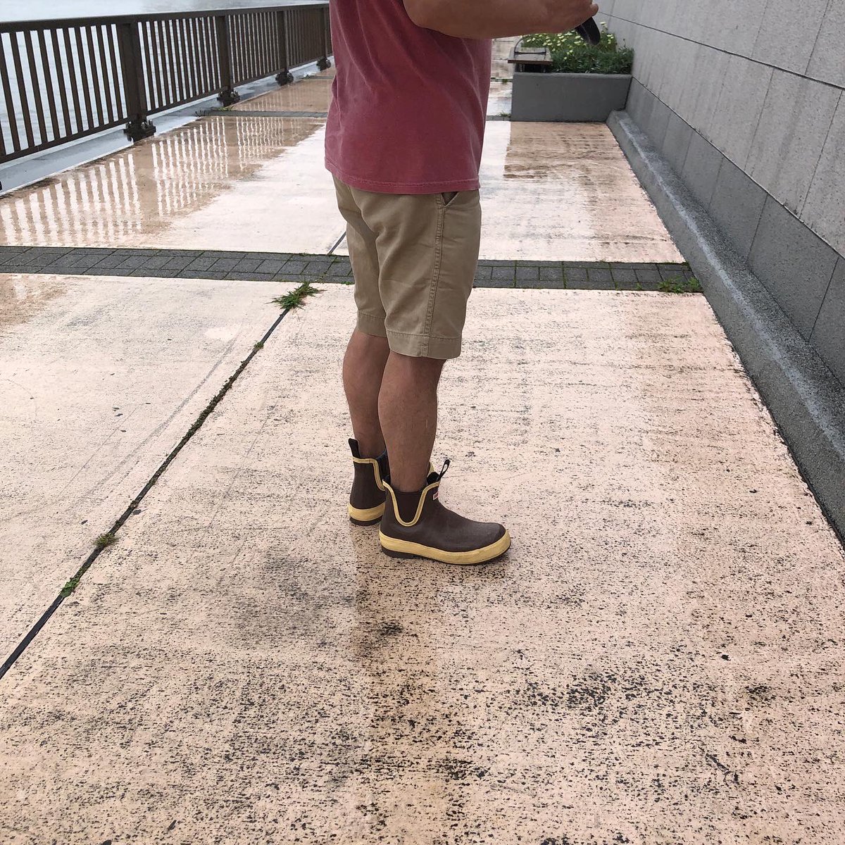 XtratufJ's tweet photo. 普段使いから釣りキャンプなど幅広くお使いいただけるサイドゴアのラバーブーツです。
職人によってハンドクラフトでしっかりと作り込まれた本格的なレガシーシリーズの新作です！！

＃釣り好きな人と繋がりたい
＃アウトドア好きな人と繋がりたい
＃キャンプ
＃カヌー
＃漁師 https://t.co/HrhLDmsOzp