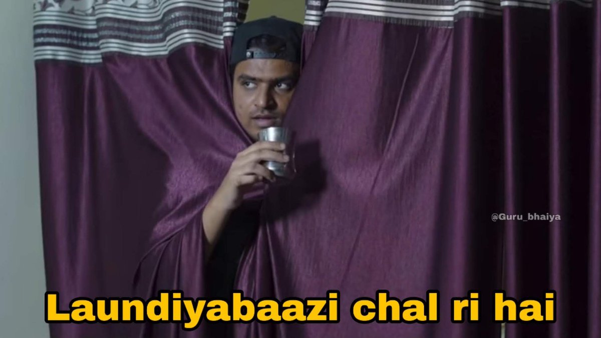 epic_meme00's tweet photo. When you're smiling while using phone 

Your mom:- https://t.co/HGk5SCv4aw