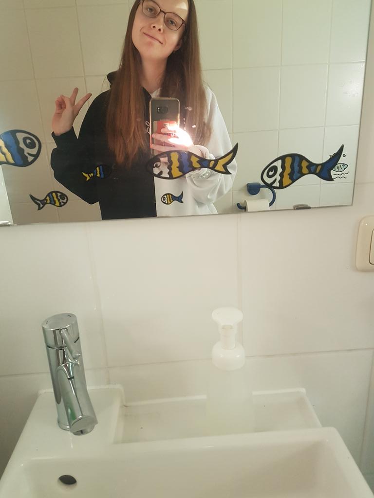 zUnverdient | Finja tweet media