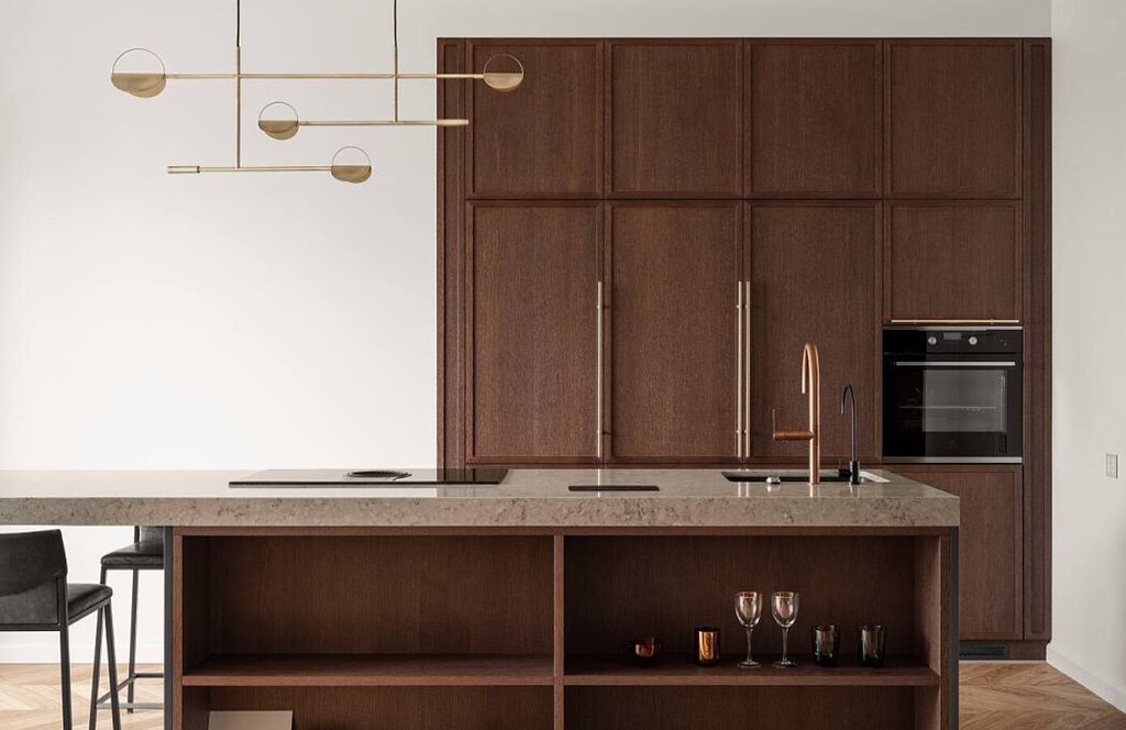 Eliotmoov's tweet photo. Mumbai Apartment is a luxury and vintage home located in Kiev, Ukraine, designed in 2020

#architecture #archi #architecturephotography #architect #architecturelovers #architectural #minimalism #minimalistic  #architecturedesign #archilovers #architecturestyle #architecturedaily https://t.co/J7Wj6q8DWd