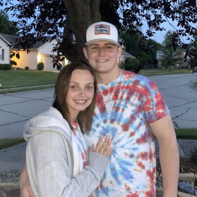 ally_niece's tweet photo. #NewProfilePic https://t.co/aHIGNyQx4U