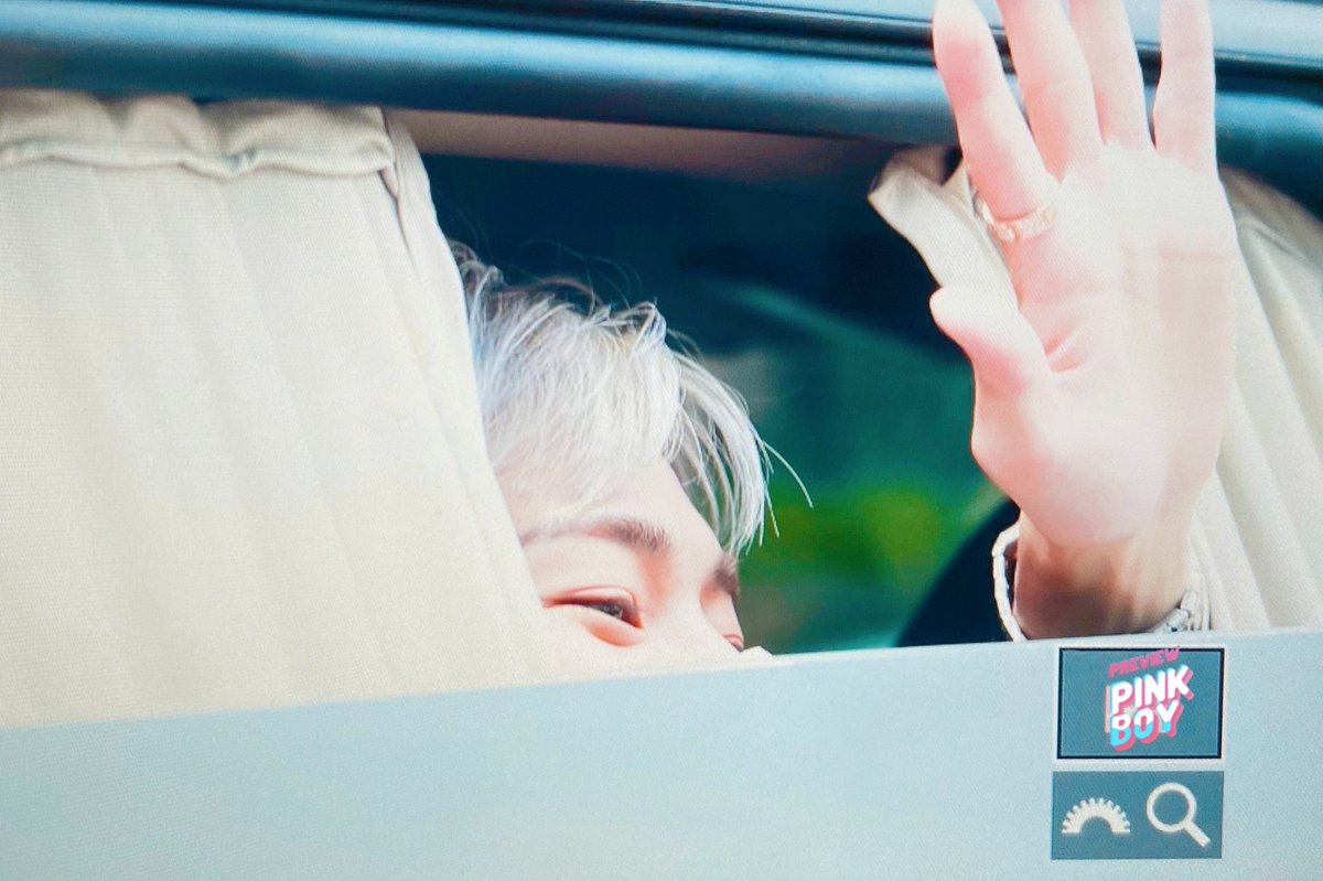 210706

👋🏻🎀

#뱀뱀 #BamBam #riBBon
#BamBam_riBBon <a href="/BamBam1A/">BamBam</a> @BAMBAMxABYSS