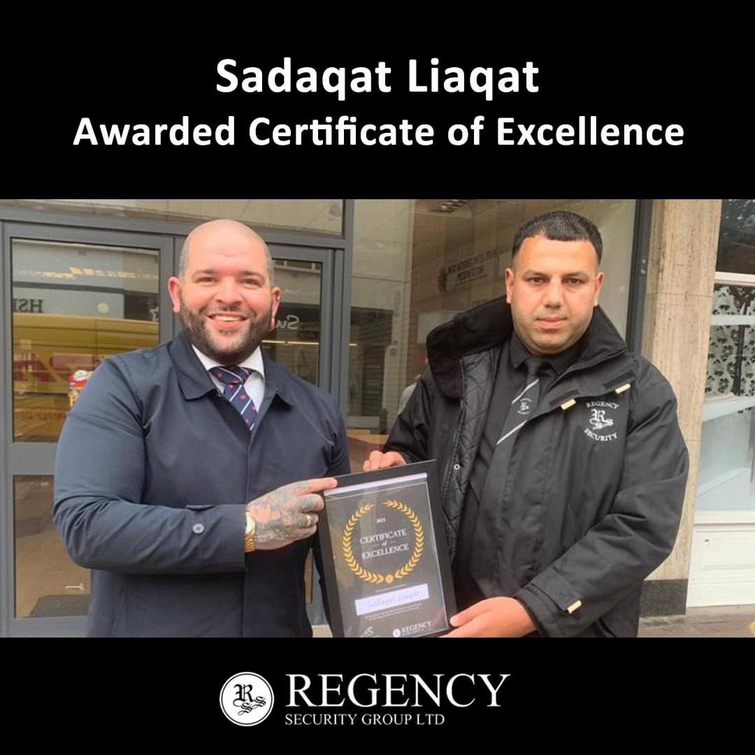 RegencySecurity's tweet image. Well Done to Sadaqat Liaqat for being awarded our Certificate of Excellence by Operations Director, Jake Charvis Ward in appreciation and recognition of Sadaqat's continuous contribution to Regency since joining the company in September 2019.  #regencyproud #doorsupervisor