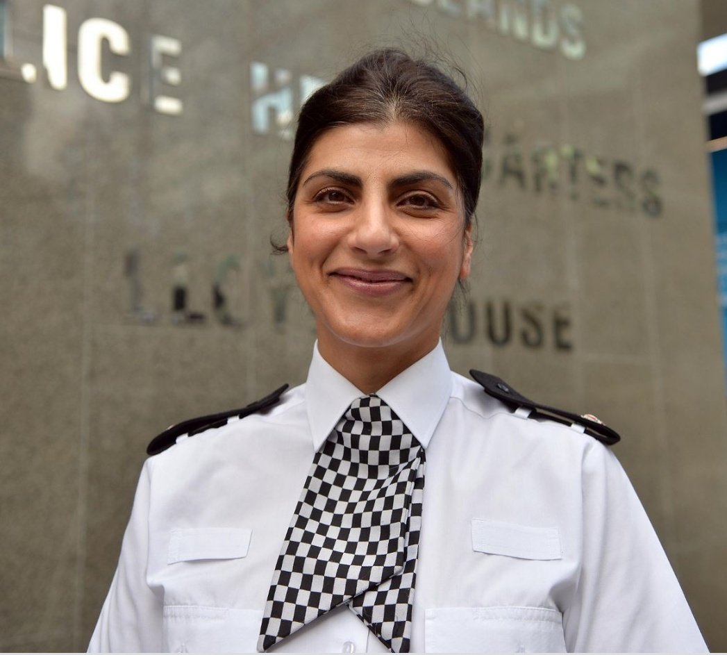 We wish to extend our congratulations to Harvi Khatkar on her recent appointment to Chief Superintendent. Well done on this successful promotion 🙏🏾. #women #policing #leaders #joinus