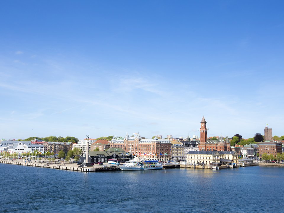 EU_ENV's tweet photo. 🆕 And the 4 finalists for the title of European Green Capital #EUGreenCapital 2023 are...

Helsingborg @hbgstad 🇸🇪
Krakow @krakow_pl 🇵🇱
Sofia 🇧🇬
Tallinn @tallinnofficial 🇪🇪

Also announced: 6 finalists for the #EUGreenLeaf 2022 from 🇩🇰🇳🇱🇷🇴🇮🇹🇪🇸🇵🇹!

https://t.co/glT8BXKdg9 https://t.co/I0ikDy8Dqm