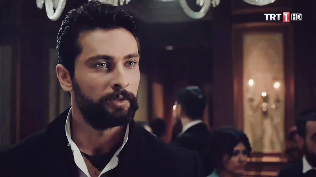 nisasword7's tweet photo. Yaa ilk shipimdi çok duygulandım şu an 🥺🥰❤
#Filinta #LarMus https://t.co/IbQSb5P0Oe