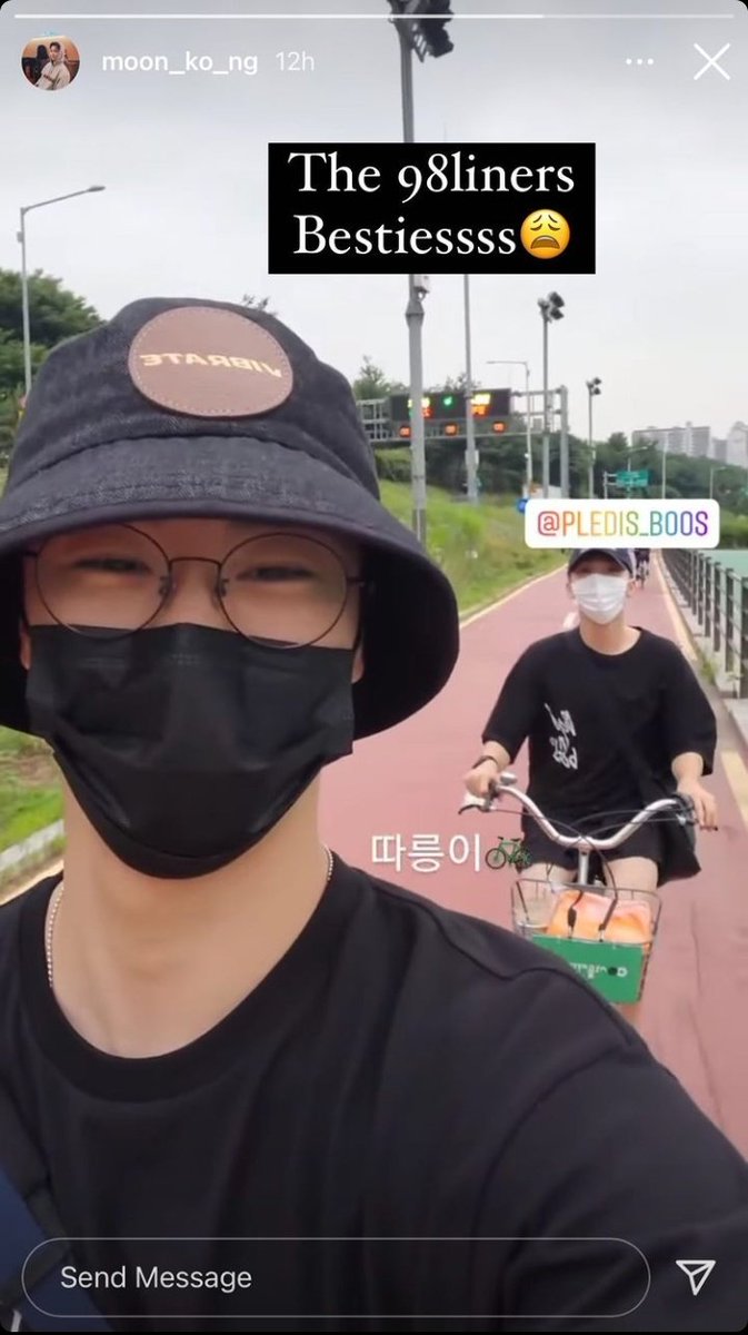 kata gw didepannya ada sinb