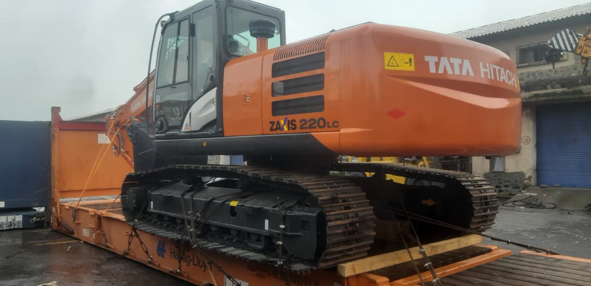 TransworldTweet's tweet photo. Transworld Logistics Ltd, the #agency, #project, #broking &amp; #chartering arm of Transworld Group in #India, recently successfully loaded excavators on special equipment from #NhavaSheva to #Africa.
#TransworldGroup #TransworldLogistics  #BreakBulkSpecialist #ProjectSpecialist https://t.co/tR5Fn5N8N9