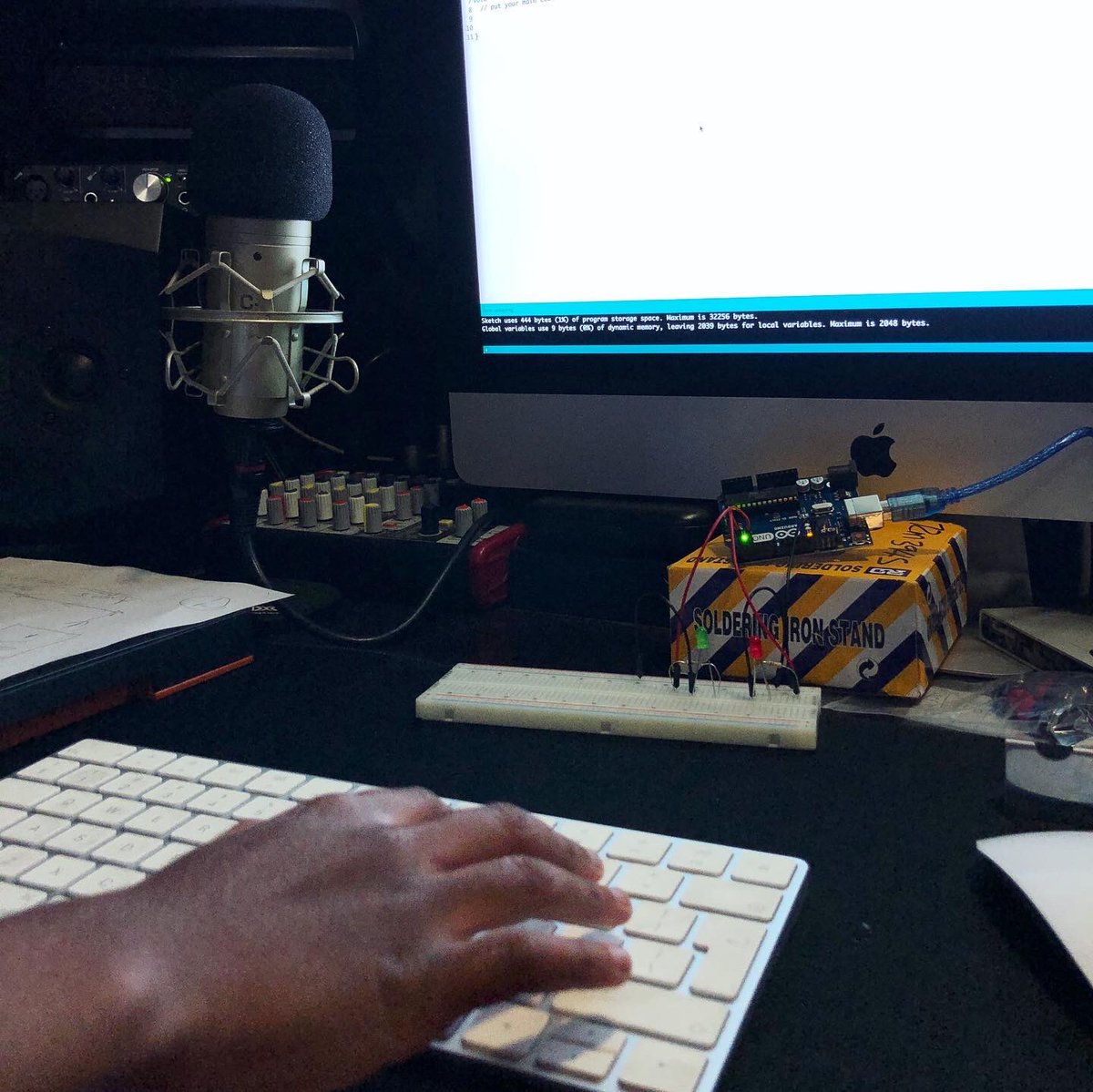 djarchjnr's tweet image. Class in session 📚 #Programming #Coding #ElectricalCircuit