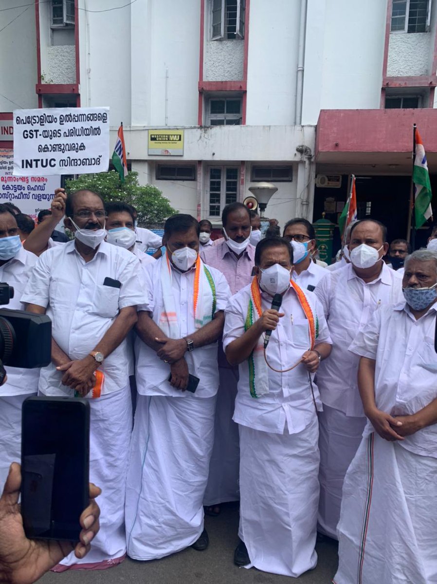 chennithala's tweet photo. Took part in the protest organised by INTUC against fuel price hike in front of Kottayam post office. Congress party is committed to fight till the Govt brings down the fuel price which is hurting common man. https://t.co/f1O12naSiC