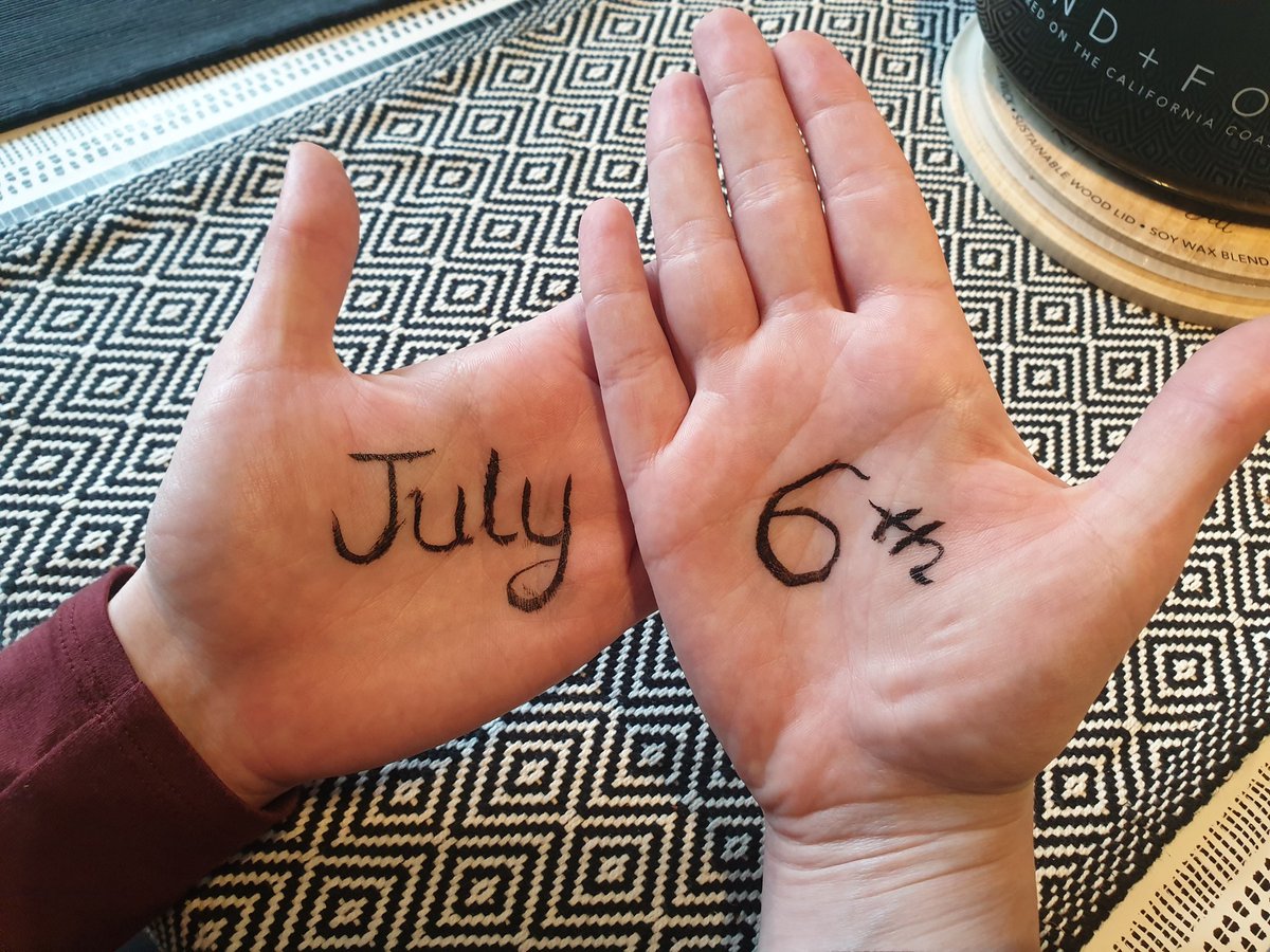 BCU_LDnursing's tweet photo. In UK, the time limit to terminate a pregnancy is 24 weeks. If a baby has #DownSyndrome it is right up to birth. This law is being challenged in court today 🙌🏼 #holdhandsforequality #equallives https://t.co/UAQhjcUcNC