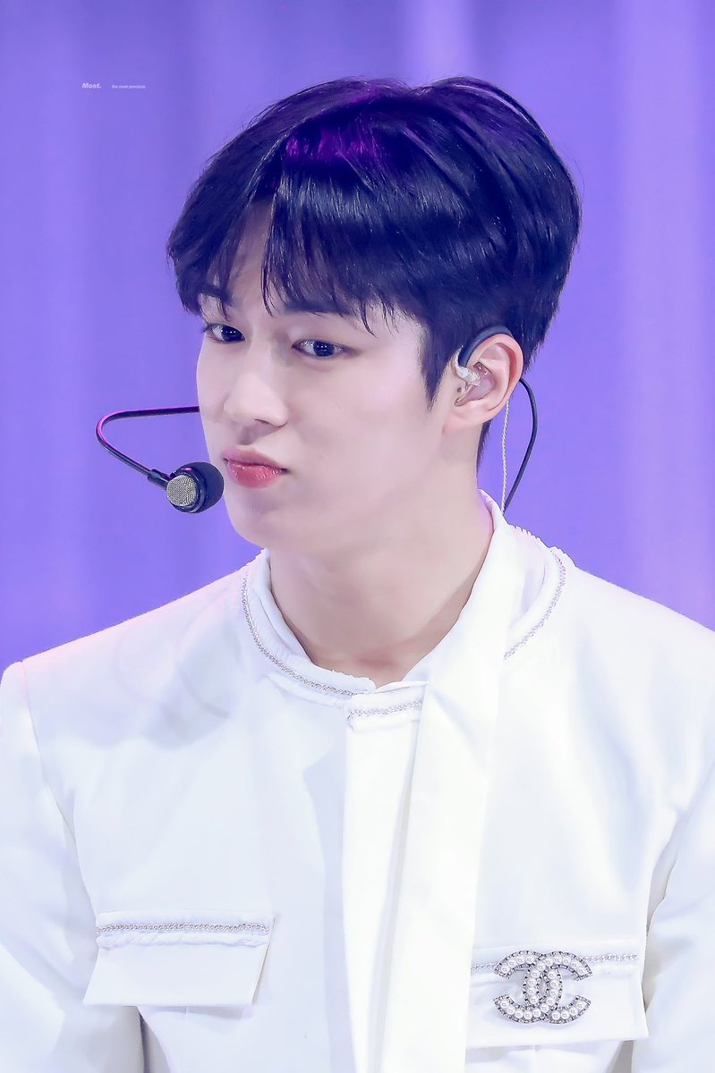 mostprecious_DW's tweet photo. 210705 쇼케이스 
귀여워 ... 💜���💜
#다원 #DAWON #ダウォン #SF9   #에스에프나인   @SF9official https://t.co/Q4zum9Wxo3