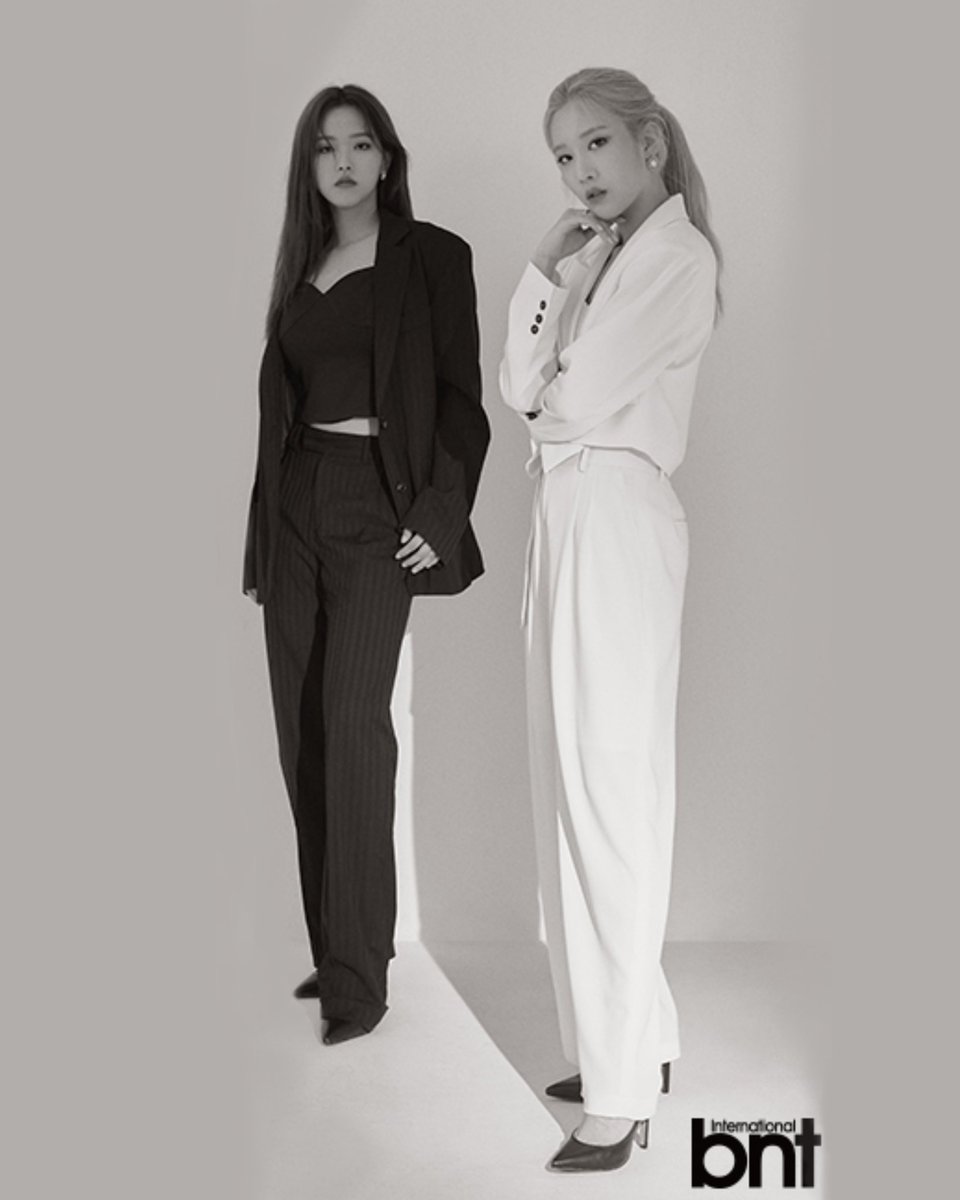 forhyelip's tweet photo. something about hyelip together in magazine shoots... https://t.co/EB5EOOpgNX
