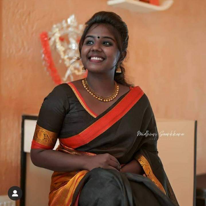 akamenti37's tweet photo. 𝗕𝗹𝗮𝗰𝗸 𝗶𝘀 𝘁𝗵𝗲 𝗤𝘂𝗲𝗲𝗻 𝗢𝗳 𝗖𝗼𝗹𝗼𝘂𝗿𝘀 🖤👑 https://t.co/Hh4NjI3SdW