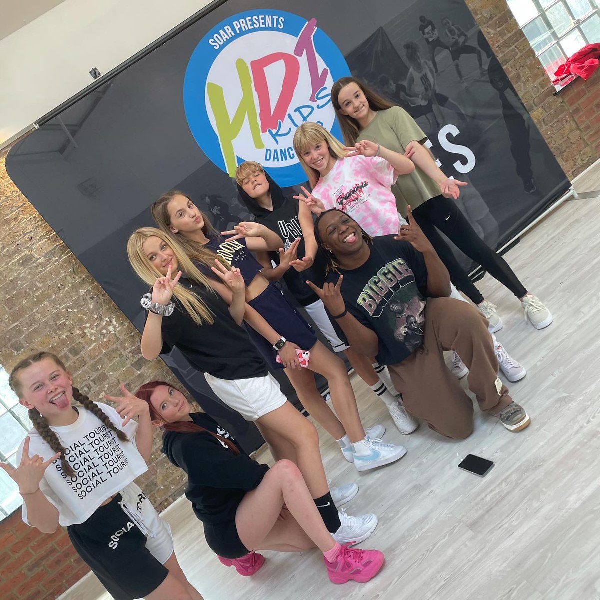 HDI_DanceCamp's tweet photo. We are very thankful to @ace_national @DCMS that we have been able to continue working with young people throughout the pandemic! Giving opportunities to freelance artists, videographers and using unused venues. #hereforculture https://t.co/R3CsLLp9l4