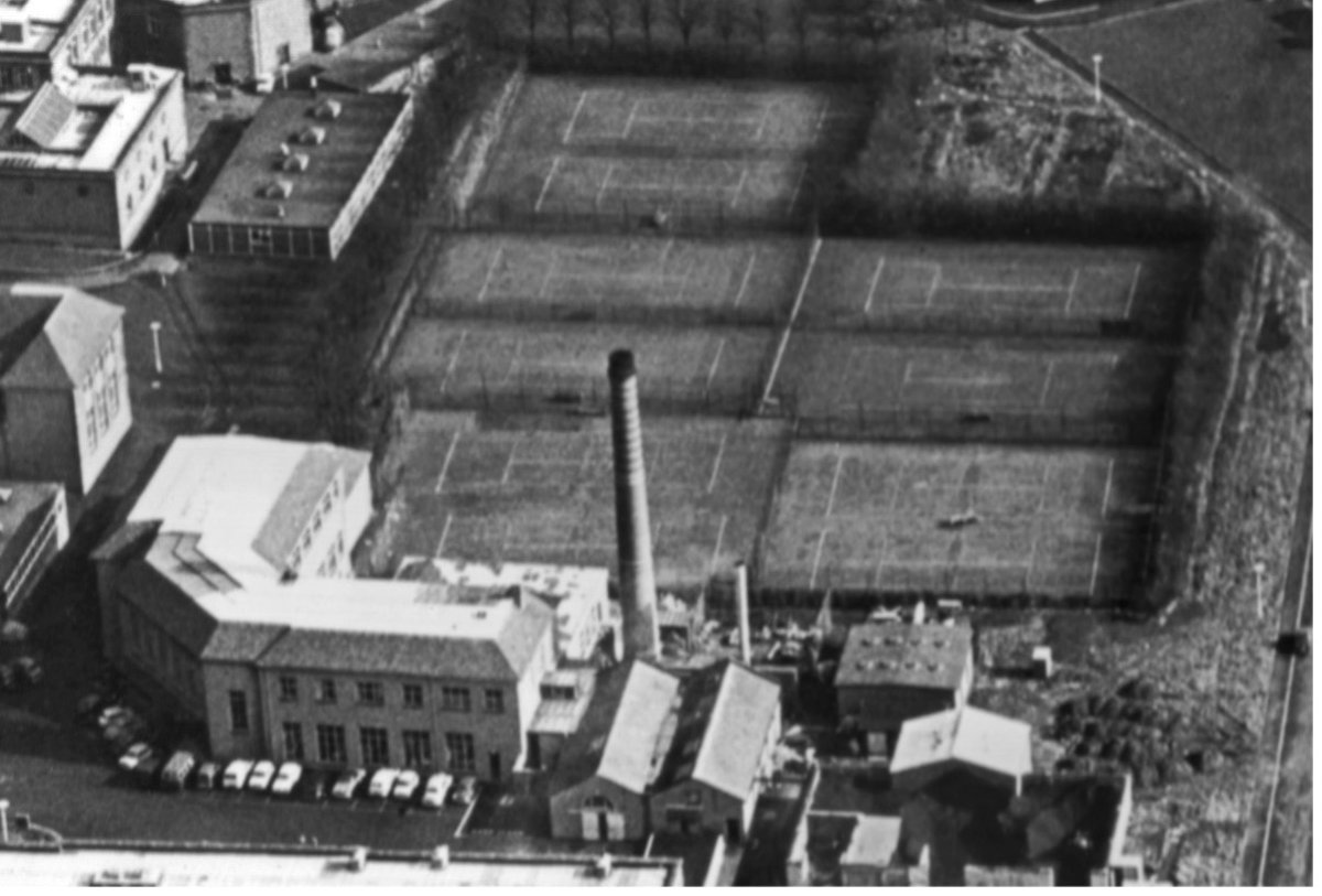 uoeKB's tweet photo. It’s our birthday @uoeKB is 101 today! 🥳
Last year’s centenary celebrations were scuppered by Covid but don’t worry, we are planning to go ahead with several events, talks and exhibitions throughout the coming year! #KB101
Find out more https://t.co/KjLnlcEmkk
KB 1930's ⬇️ https://t.co/uPi7DGkur6
