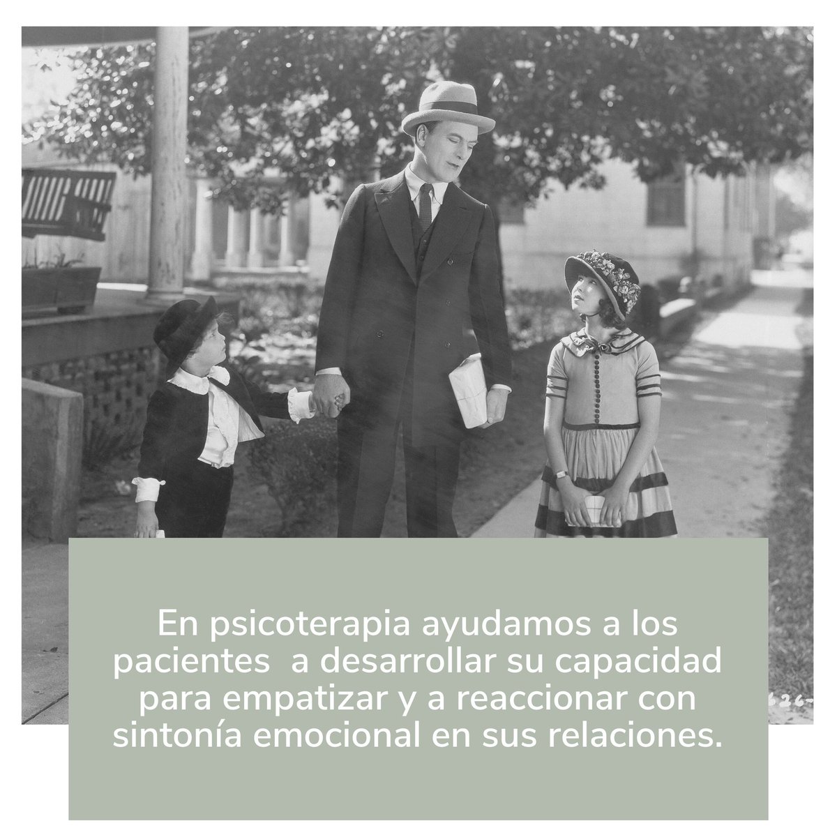 _MIMAPA's tweet image. Escuchar a los hijos puede resultar todo un reto para aquellos padres que presentan un #trauma no resuelto. Escucharles hablar de los miedos, de sus inquietudes, de sus necesidades... de una forma no reactiva, requiere de gran contención emocional.