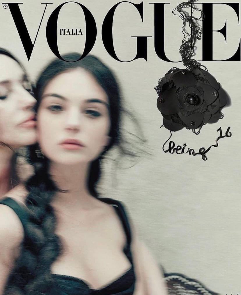 ENTERTAINMENTij's tweet image. Моника Беллуччи и её дочь Дева Кассель для Voguе