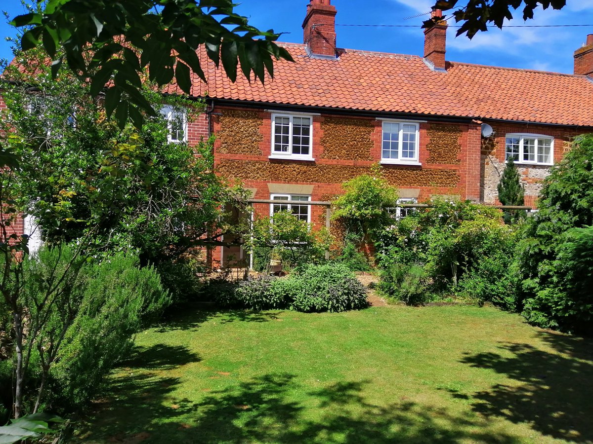 kerrywalpole tweet media