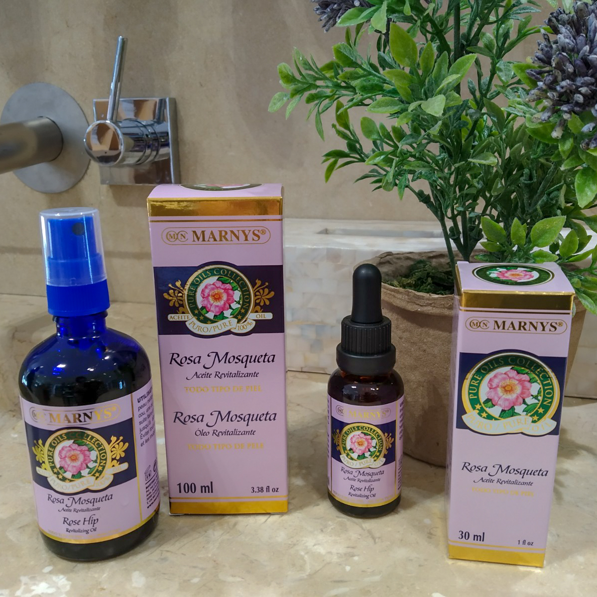 _saludyaromas_'s tweet photo. Mímate este verano y #PideLaBotellaAzul. ✨☀️Pregúntanos en #SaludyAromas y llévate GRATIS un neceser.

🌿Envases reciclables
🌿Rostro, cuello, cuerpo y cabello
🌿#CosméticaNatural Certificada

🏠C/ del Carmen, #Cartagena 868781167

#PideLaBotellaAzul #Marnys https://t.co/Ofk4jzmivB