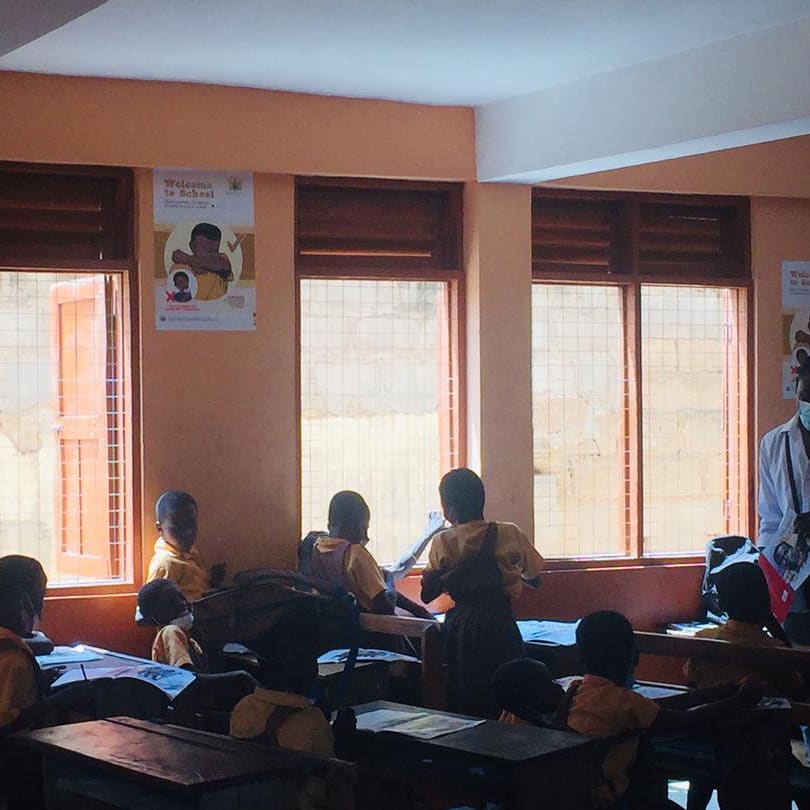 UnitedWayGhana's tweet photo. Our in school Gold for Gold Literacy Project at the Nima Cluster of School's for basic 1-3 student's funded by @Newmont_Ghana helps our young learners to discover a love for reading.

Click on the link below to help us support more schools.
https://t.co/GwM5XyRUI0
#inspiretoread https://t.co/pJbqnd7vHb