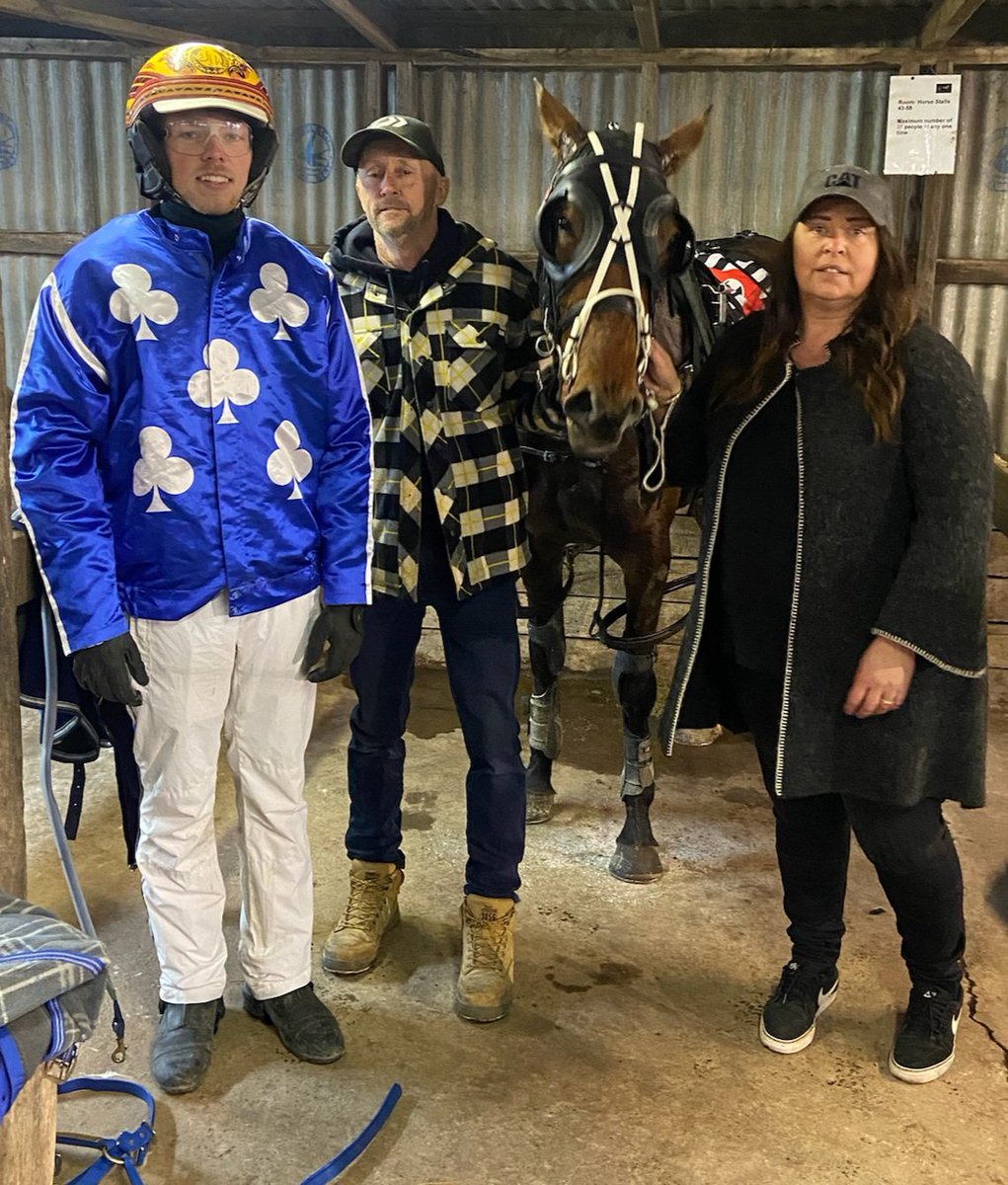 Miranda May won the 1680m <a href="/Alabarfarms/">Alabar Farms</a> Vicbred Platinum Maiden Pace in a mile rate of 1:58:5
Trained by Brittany O'Brien &amp; driven by <a href="/Jacklaugher2/">Jack laugher</a> 
Congratulations to owner: Tim O'Brien